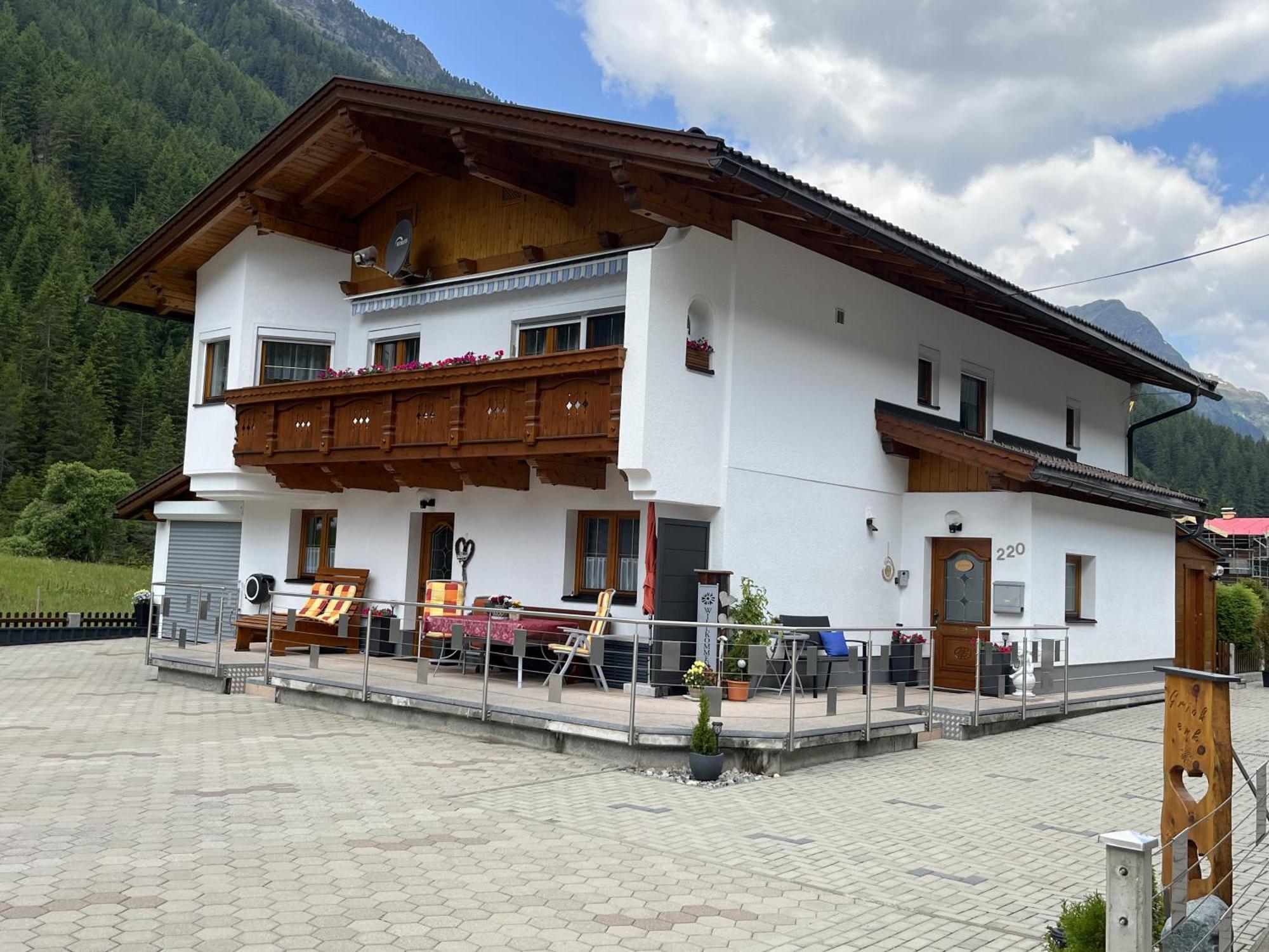 Apartment Familie Thomas und Angelika Melmer St. Leonhard im Pitztal Exterior foto